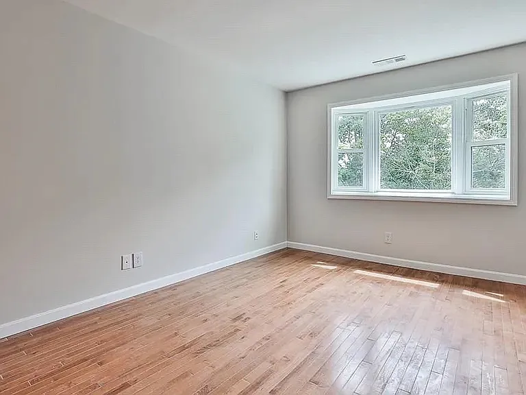 1524 Gorham St #209 — Photo 7
