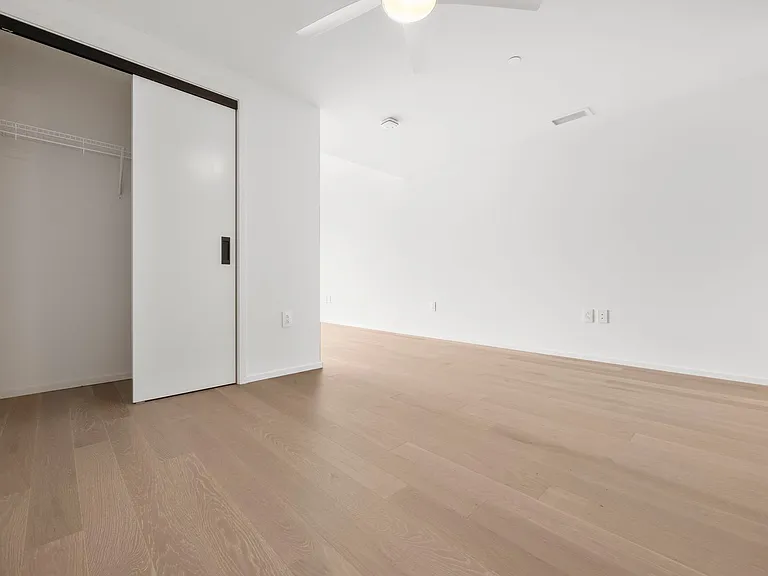 333 Ward Ave #4008 — Photo 8