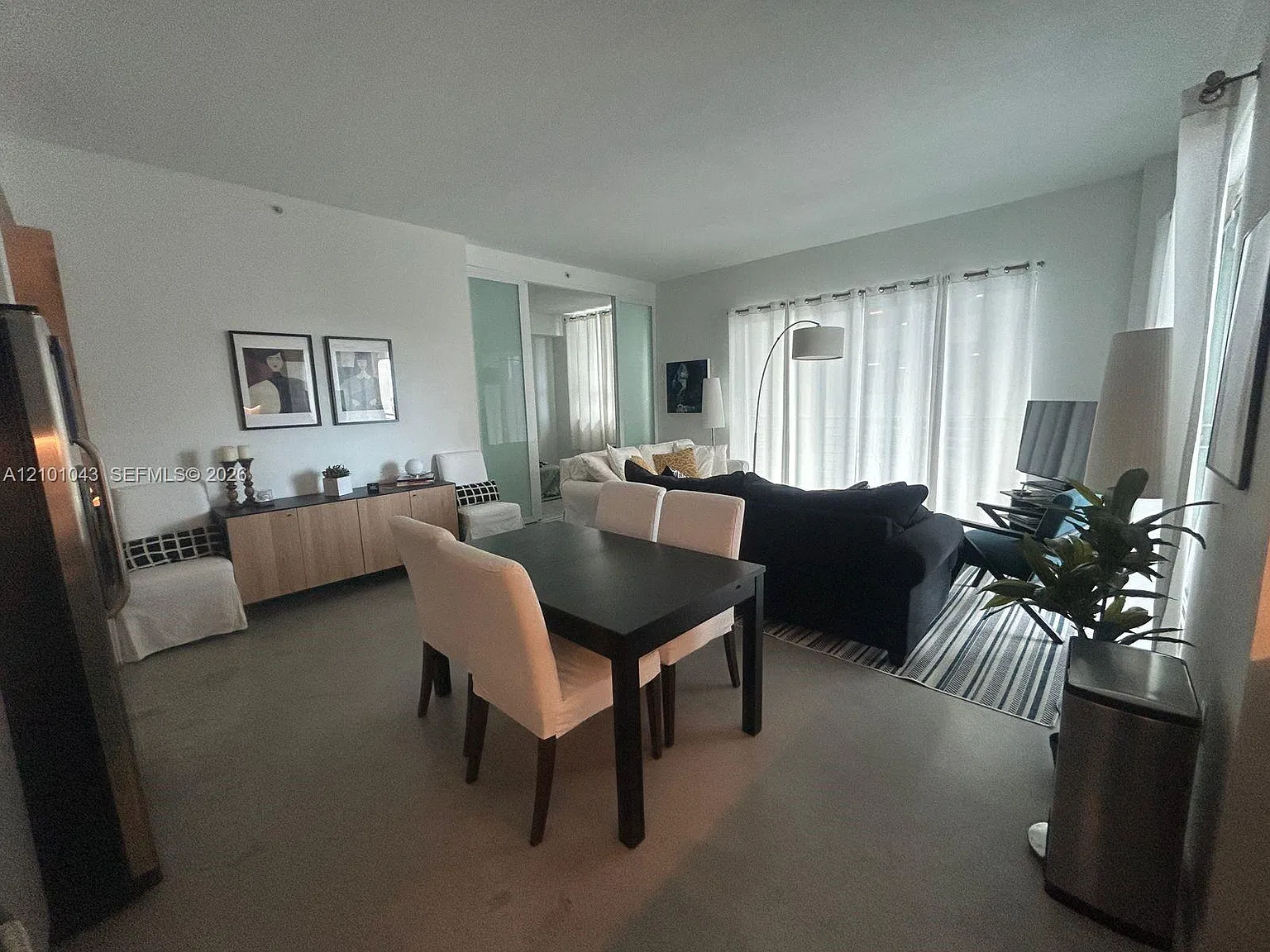The Loft Downtown Condo — Photo 2
