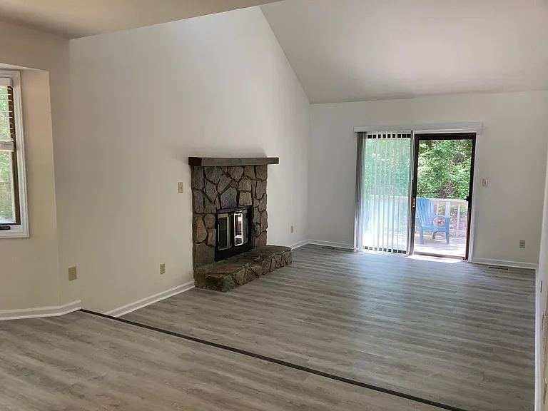5509 Kaplan Dr #A — Photo 8