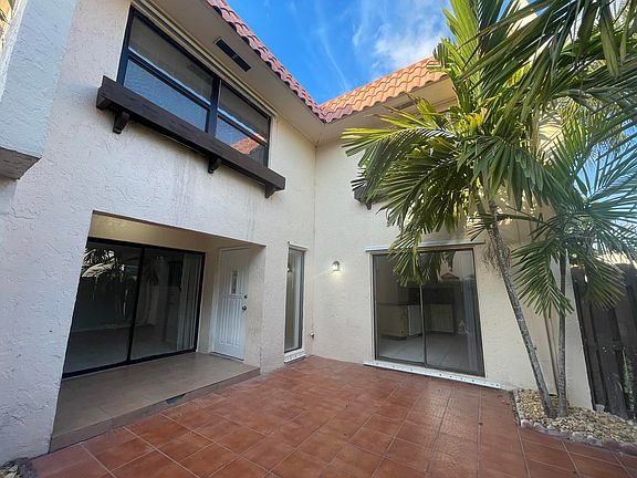 5th image of 6304 Seven Springs Boulevard #D