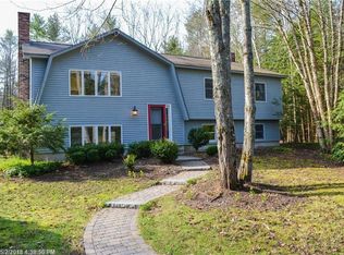 3 Sunward Ln, Topsham, ME 04086