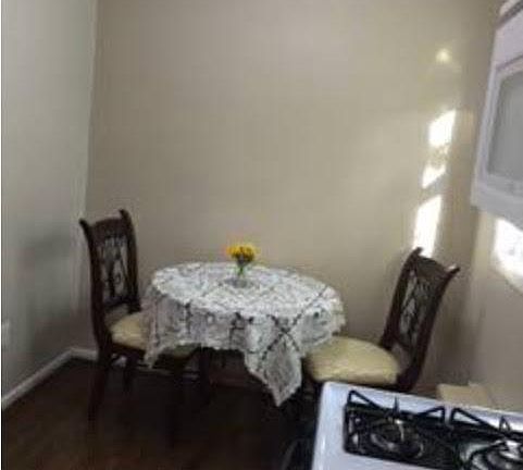 4th image of 2051 N Woodstock St APT 202