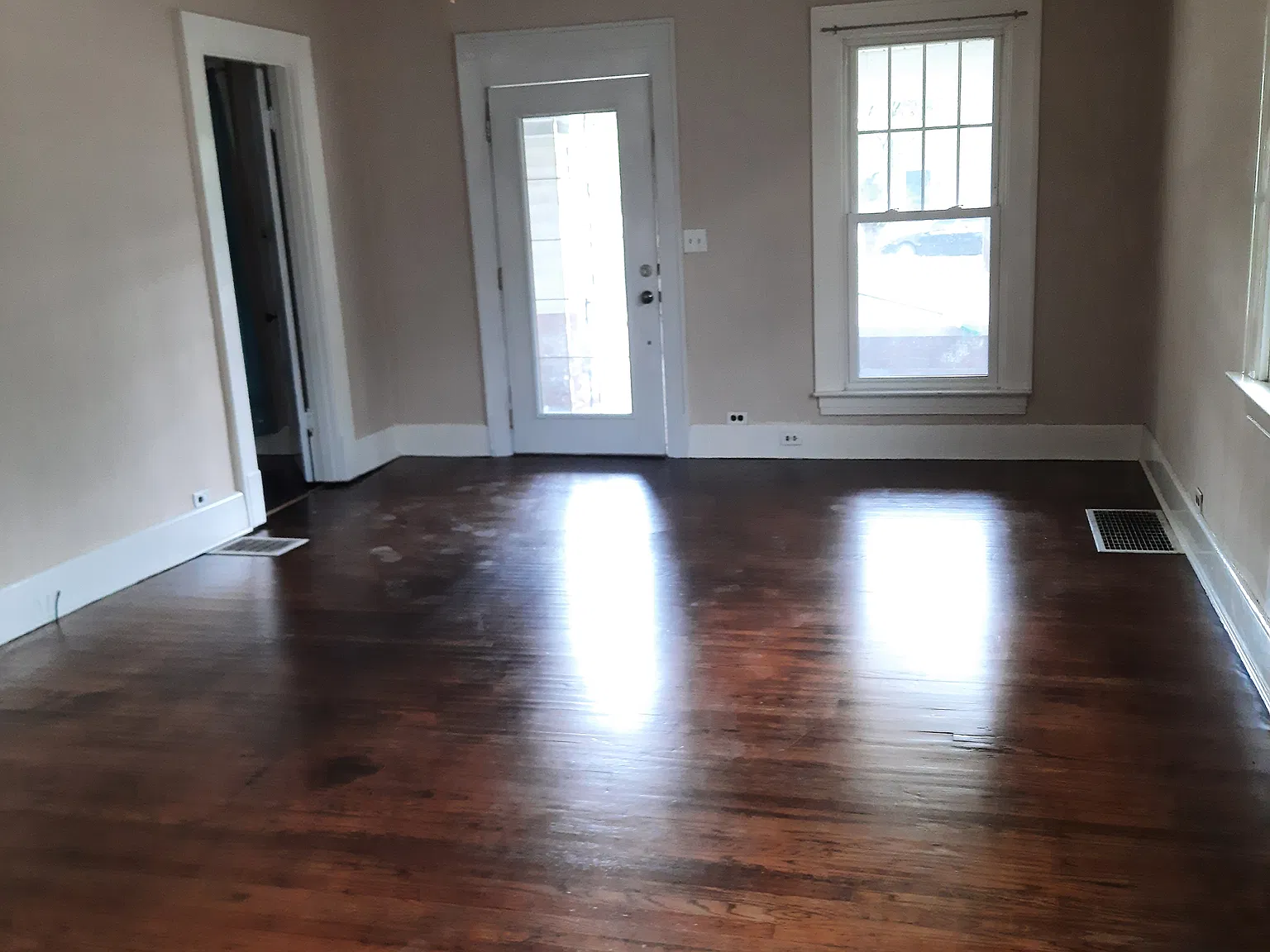 2 bed, 840 sqft, $1,175 — Photo 2