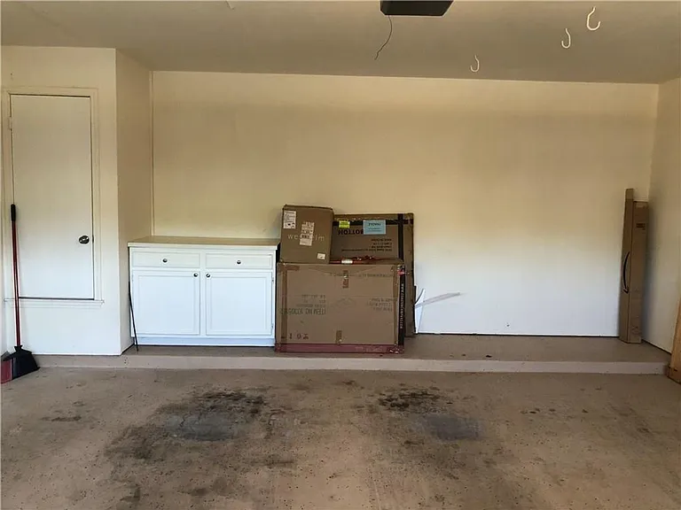 13200 Amasia Dr — Photo 26