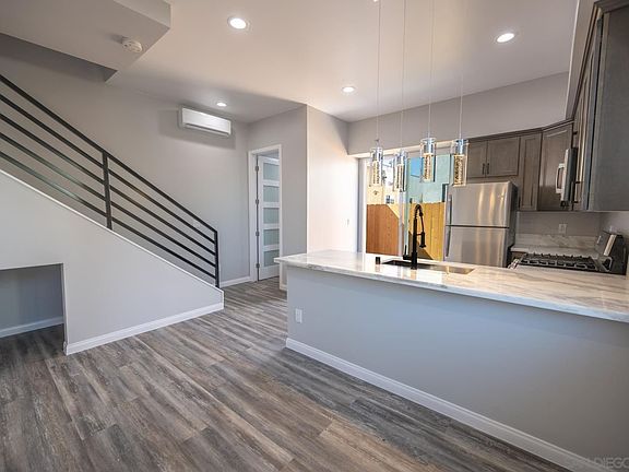 3rd image of 4121-23 36th St #2
