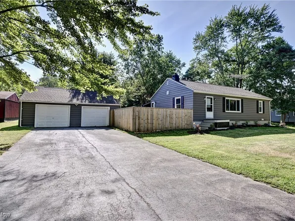525 Washburn Rd, Tallmadge, OH 44278