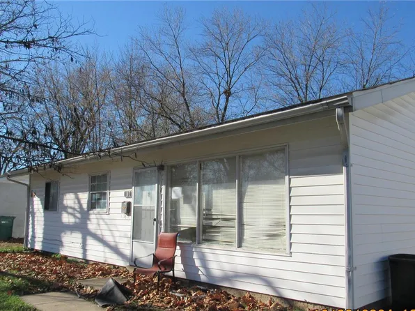 107 Saint Thomas Ln, Cahokia, IL 62206