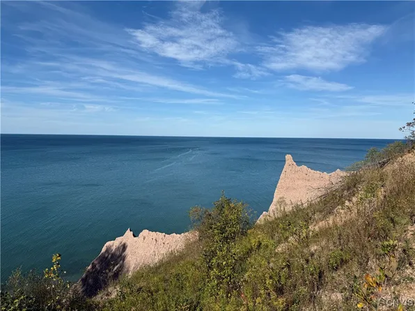 12795 Scott Bluff Dr #800, Wolcott, NY 14590