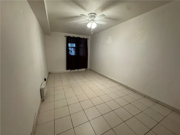 1992 West 13th Street image 15 of 23