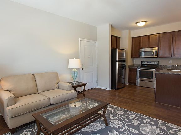 Open concept floor plan - 9ft. ceilings!