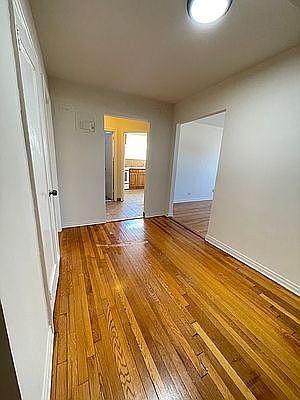 3rd image of 170 Vanderbilt Ave APT 1H