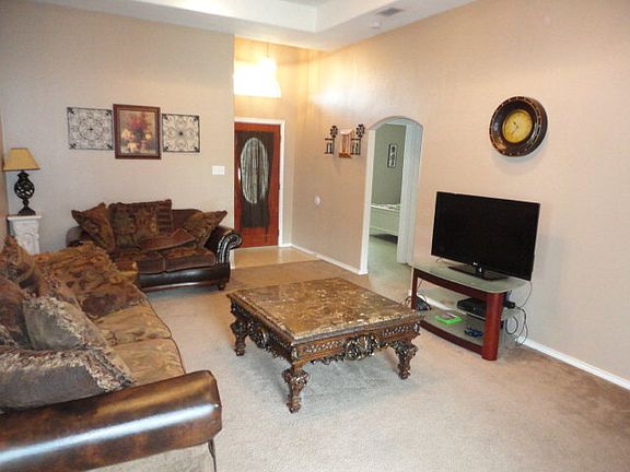 5th image of 7116 N 44th Ln