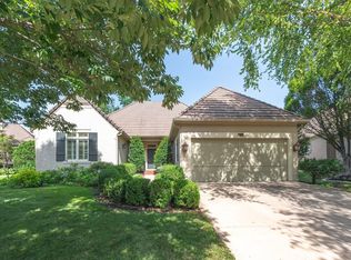 11356 El Monte Ct, Leawood, KS 66211