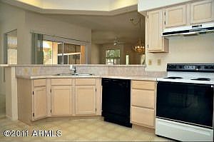 4th image of 19845 N Greenview Dr