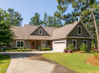 185 Thorne Rd, Pinehurst, NC 28374