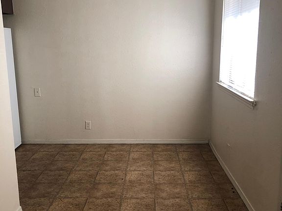 5th image of 3620 Crest Ave SE APT A