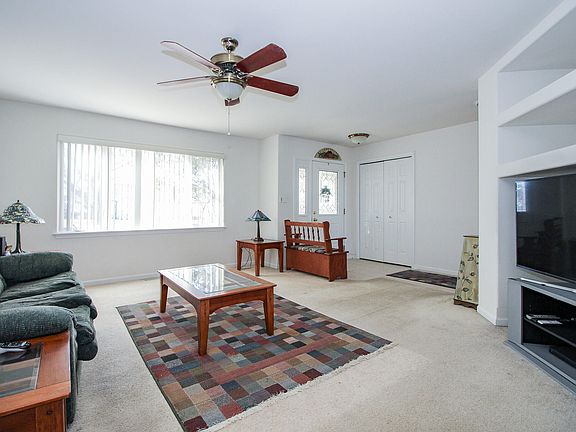 5th image of 1281 Medlee Dr