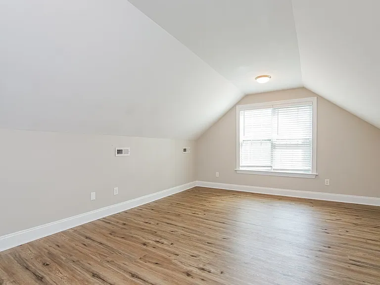 253 Keller Dr — Photo 9
