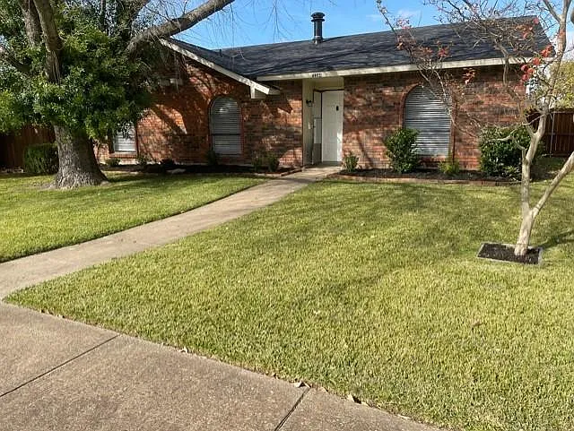 4921 Ashlock Dr — Photo 2