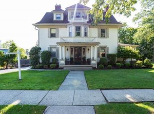 7 N Mountain Ave, Montclair, NJ 07042
