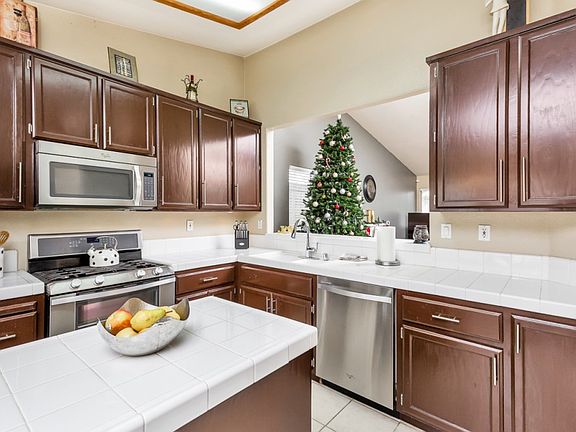 2nd image of 2188 Beatty Way