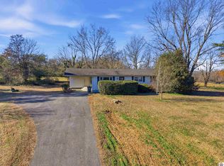 5045 Contest Rd, Paducah, KY 42001