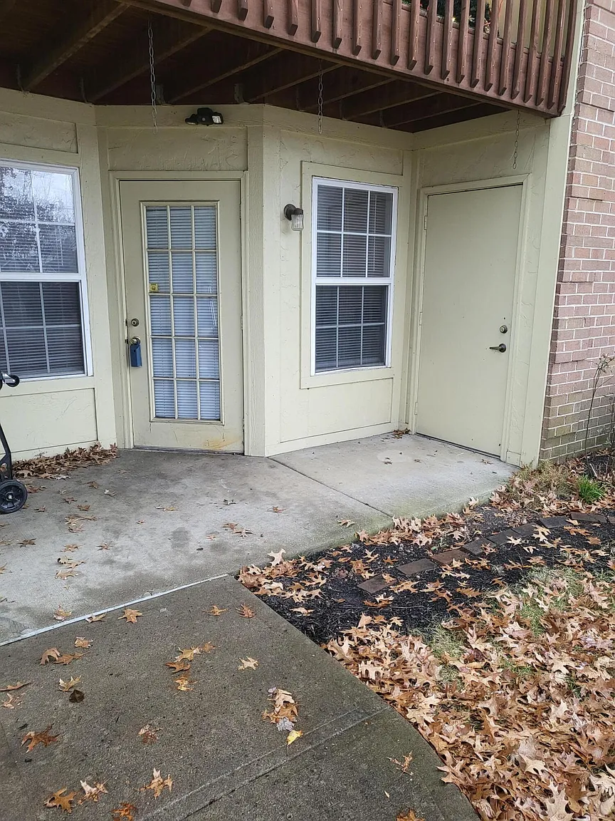 128 Dogwood Dr photo 1