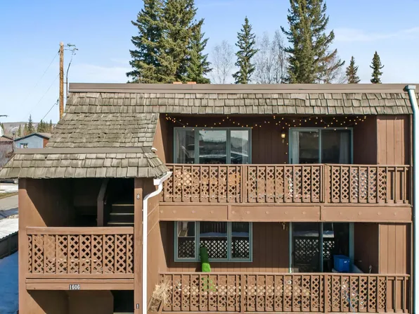 1606 Marika Rd APT 8, Fairbanks, AK 99709