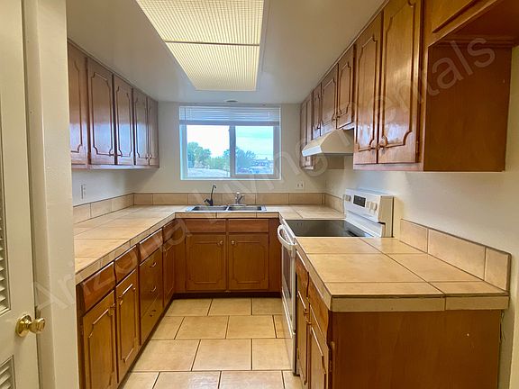 4th image of 2241 Sandwood Dr APT 1