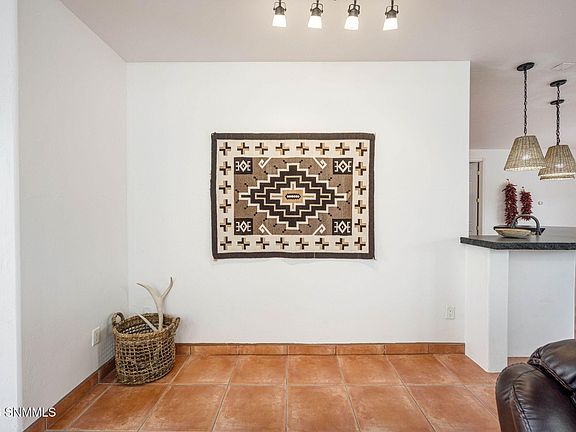 4th image of 8801 Silk Oak Ct