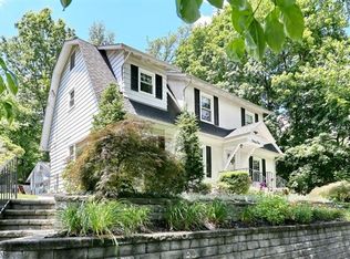 34 Cambridge Pl, Glen Rock, NJ 07452