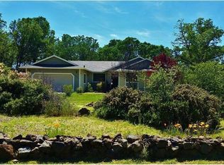 19725 Donkey Hill Rd, Hidden Valley Lake, CA 95467