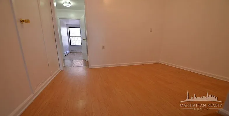 Rented by Manhattan Realty Group | media 12