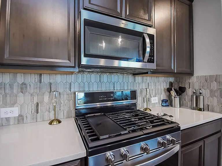 4218 Rocky Plains Ln — Photo 11