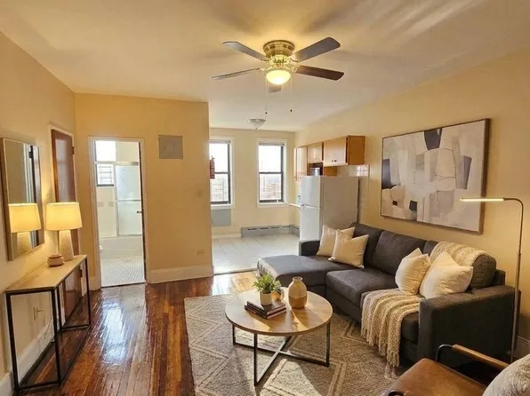 195-24 Jamaica Ave #304, Hollis, NY 11423