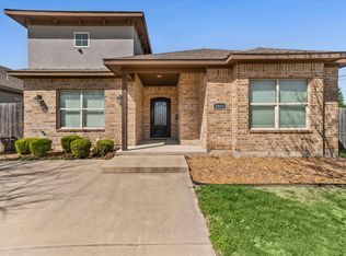 2800 Gordon Ave, Fort Worth, TX 76110