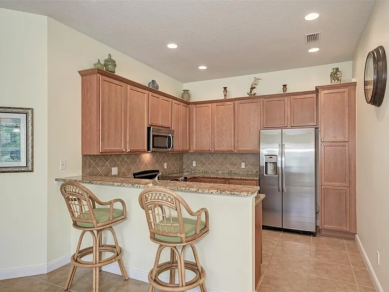 6083 Benevento Dr — Photo 12