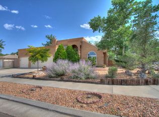 5804 Appaloosa Dr NW, Albuquerque, NM 87120