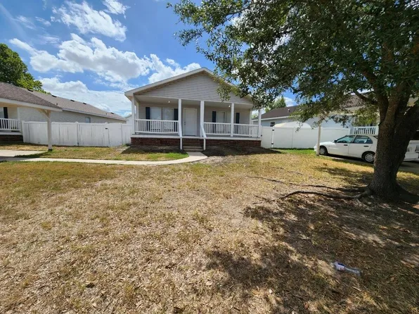 10027 Summerberry Ln, Tomball, TX 77375