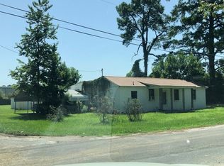 112 N Devane St, Adel, GA 31620