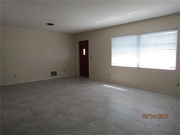 2nd image of 380 E Dearborn St