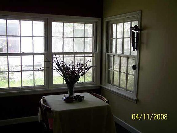 3rd image of 1201 NW Meta Ave