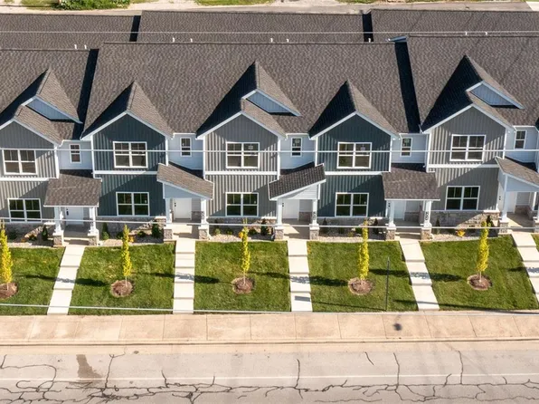 206 W State St, O'Fallon, IL 62269