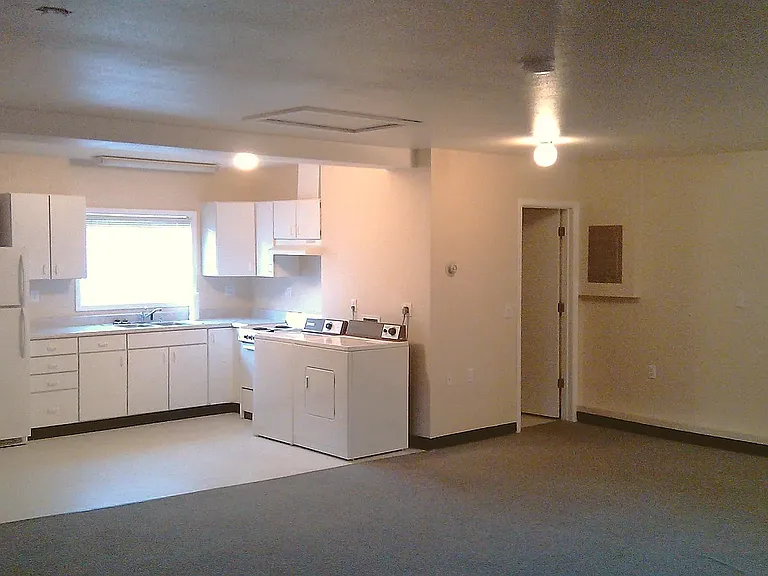 2210 E 74th Ave #B — Photo 12