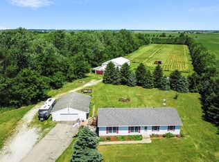 3493 W 5000s Rd, Kankakee, IL 60901