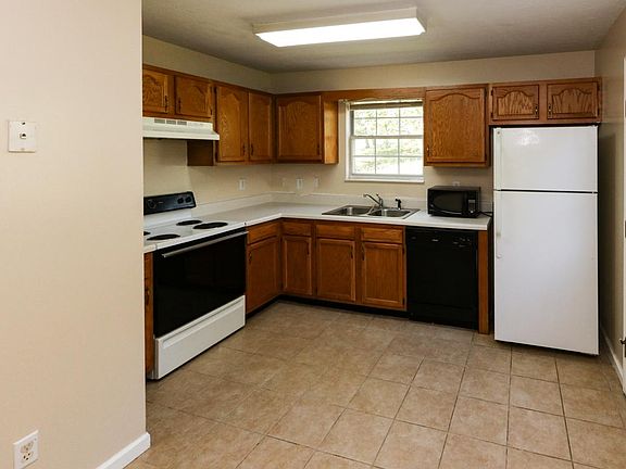 4th image of 1643 McCroskey Ave