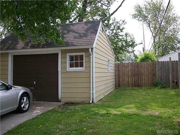 3rd image of 62 Conant Dr