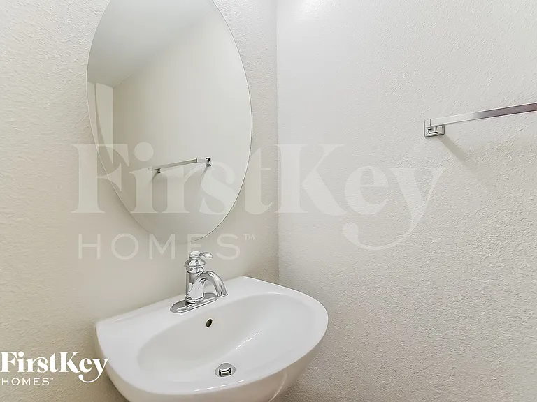 4663 Bittercreek Dr — Photo 17