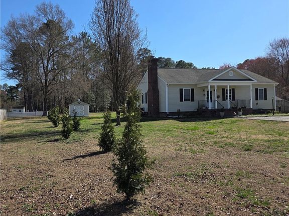 4th image of 8511 Peaks Rd